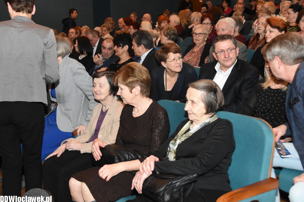 Trzech tenorów i kobiety w Teatrze