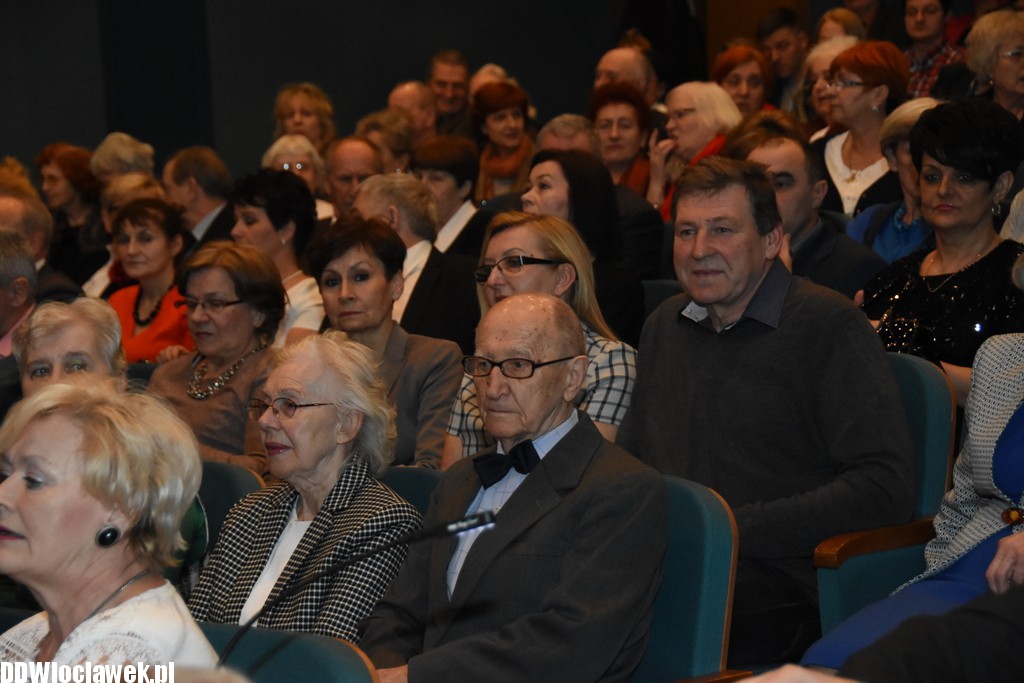 Trzech tenorów i kobiety w Teatrze