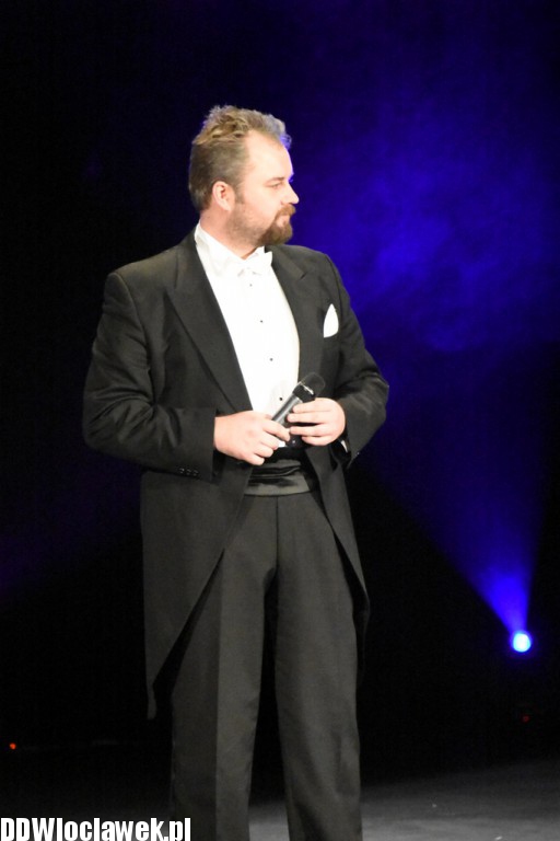 Trzech tenorów i kobiety w Teatrze