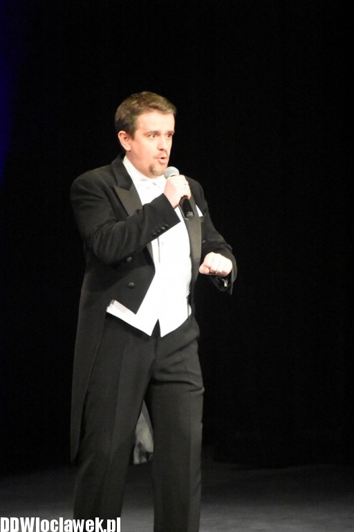 Trzech tenorów i kobiety w Teatrze