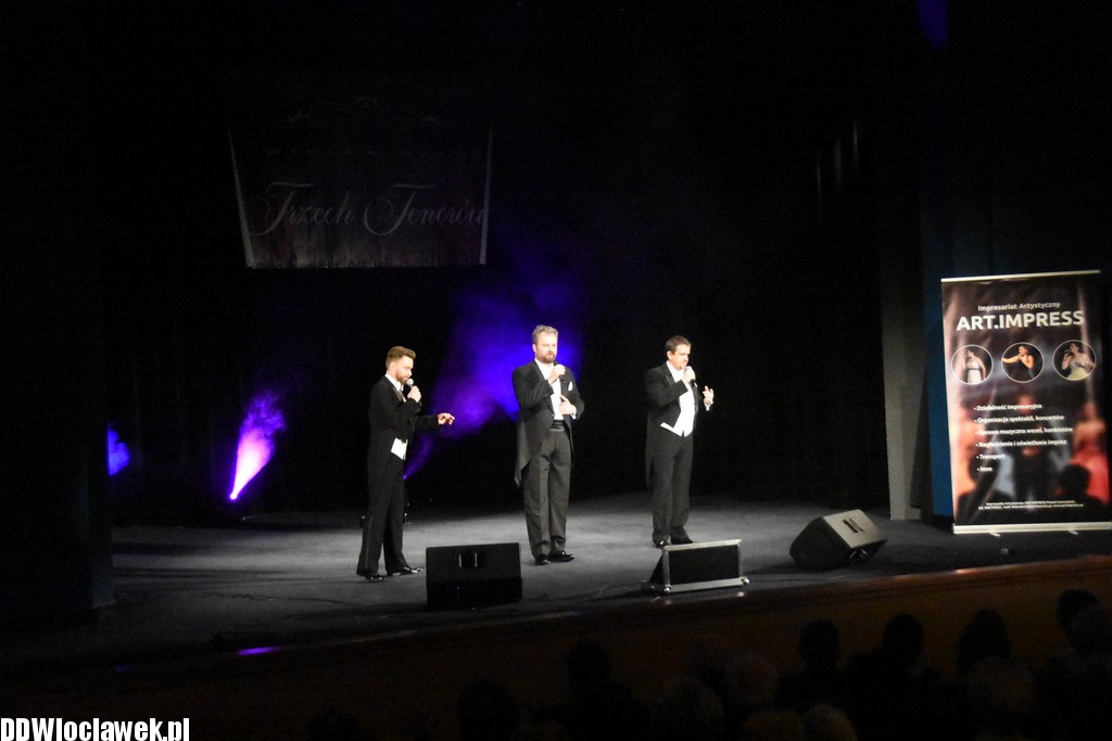 Trzech tenorów i kobiety w Teatrze