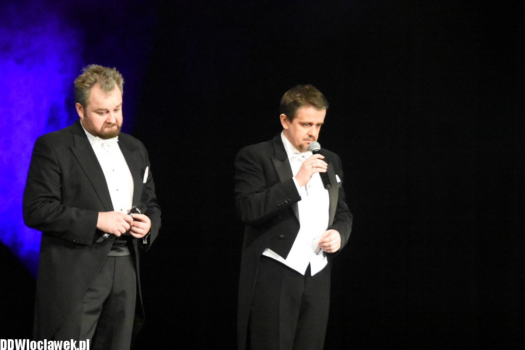 Trzech tenorów i kobiety w Teatrze