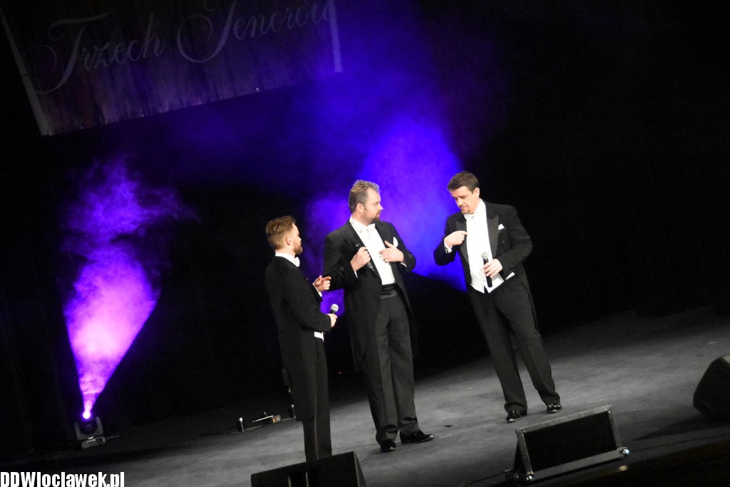 Trzech tenorów i kobiety w Teatrze