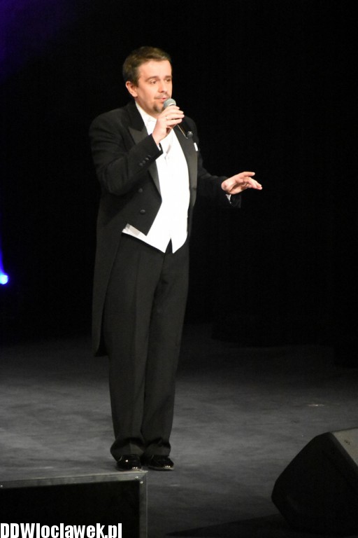 Trzech tenorów i kobiety w Teatrze