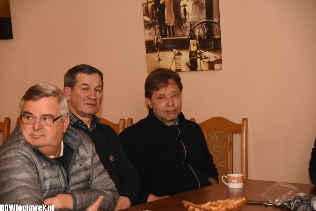 Spotkanie KOD w strzelnicy Colt