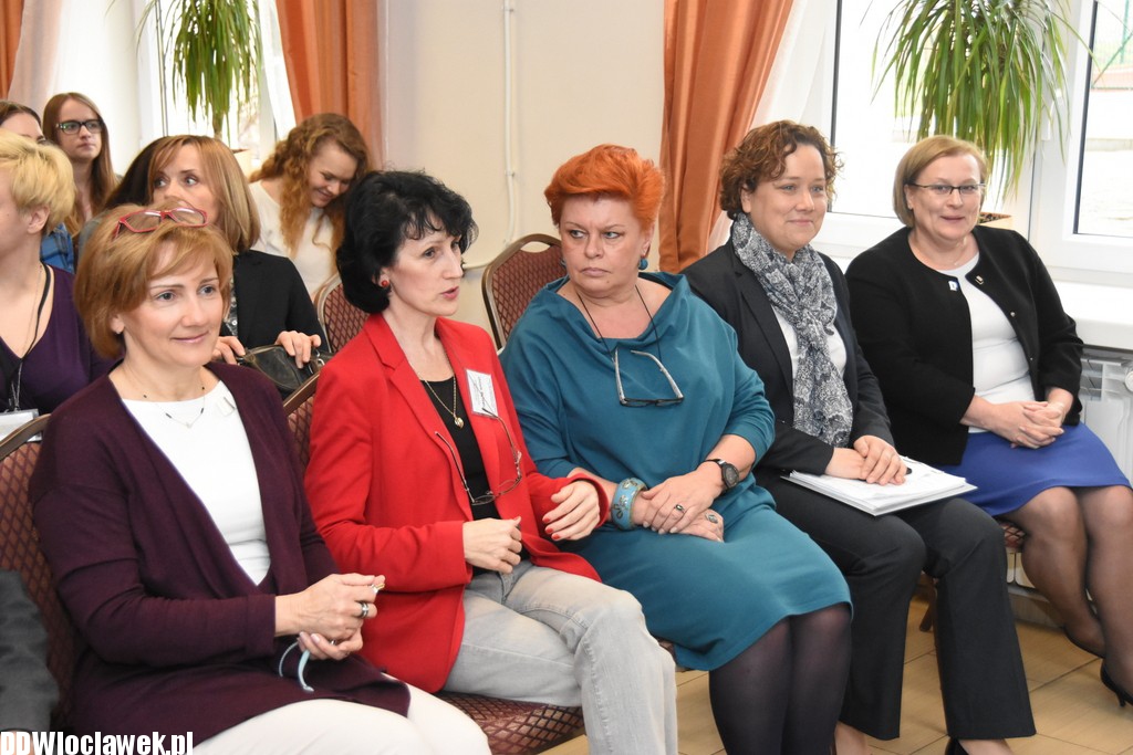 Podpisanie umowy w Chemiku