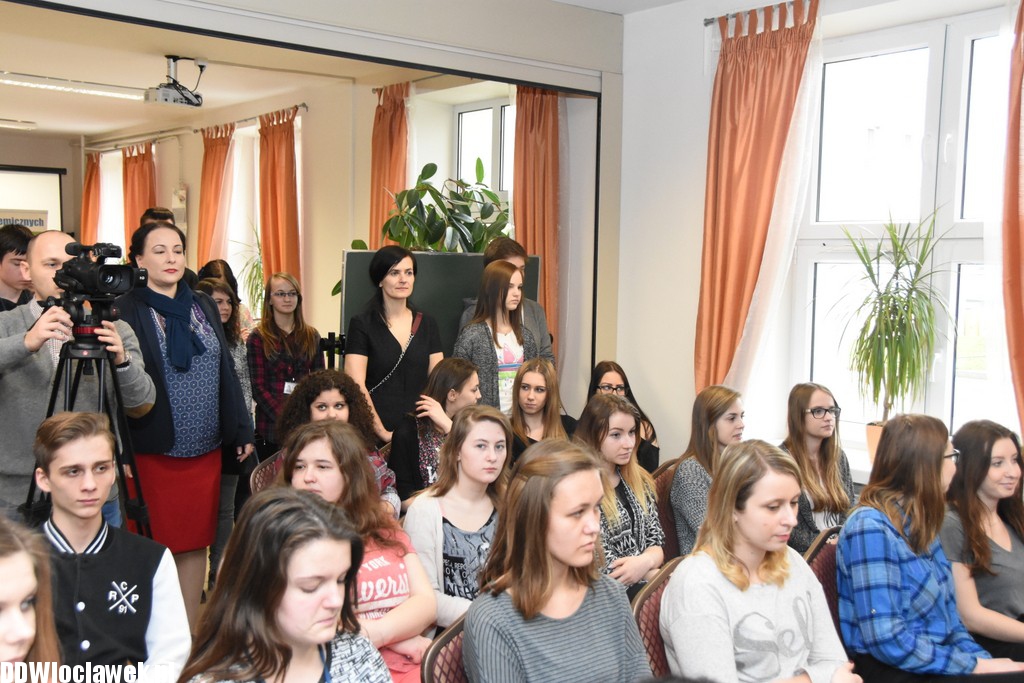 Podpisanie umowy w Chemiku