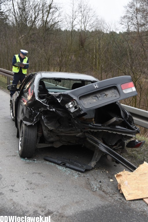 Kolizja dwóch aut pod Włocławkiem