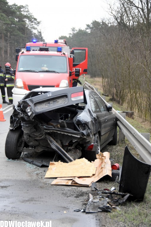 Kolizja dwóch aut pod Włocławkiem