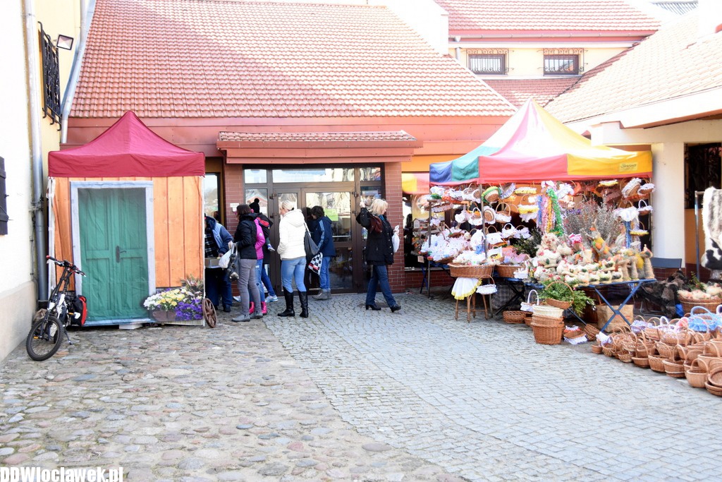 Kiermasz wielkanocny w muzeum