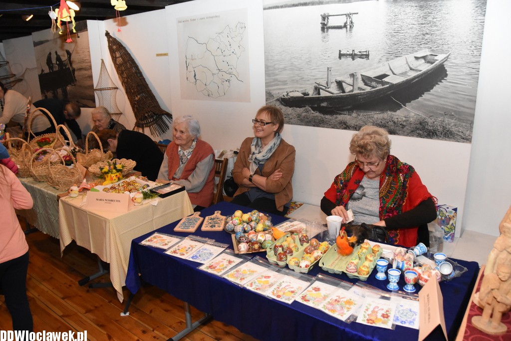 Kiermasz wielkanocny w muzeum