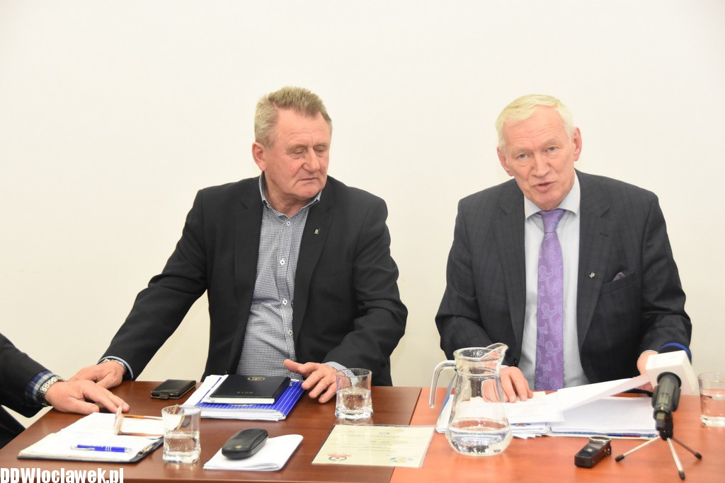 Konferencja prasowa na stadionie