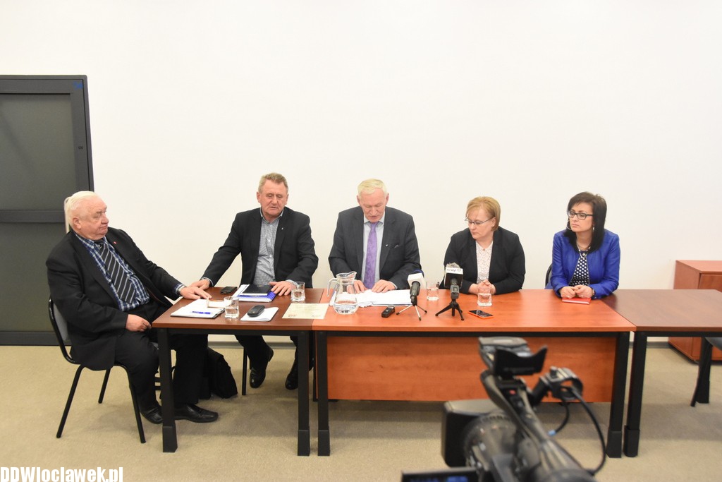 Konferencja prasowa na stadionie