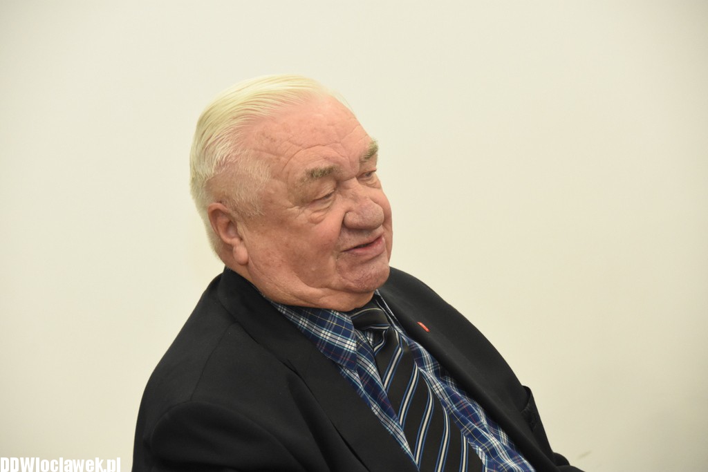 Konferencja prasowa na stadionie