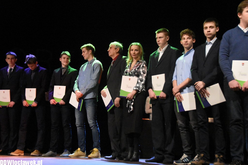 Prezydent nagrodził sportowców