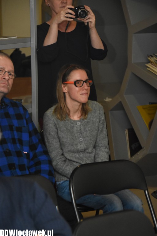 Bitwa na wiersze w bibliotece