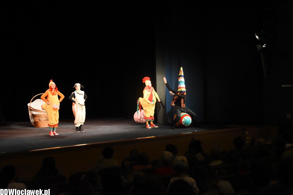 Wielkanocne tarapaty w teatrze