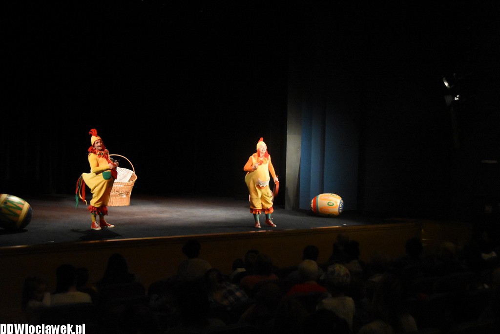 Wielkanocne tarapaty w teatrze