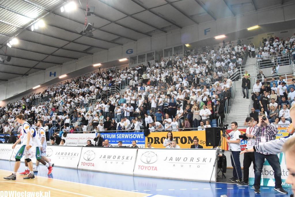 Kibice na Meczu Anwil - Czarni