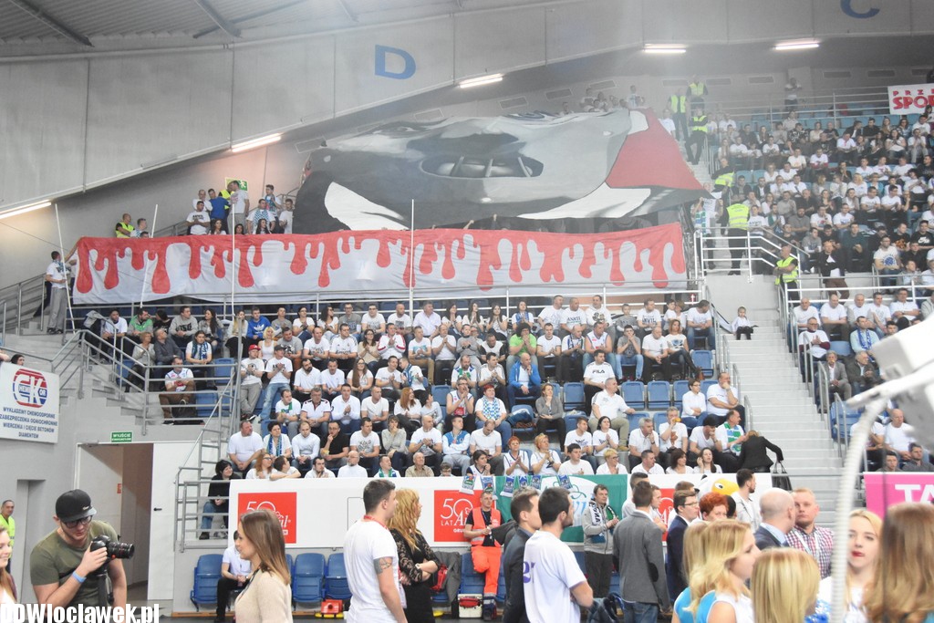 Kibice na Meczu Anwil - Czarni