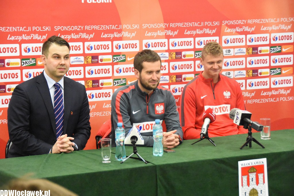 Konferencja prasowa na stadionie
