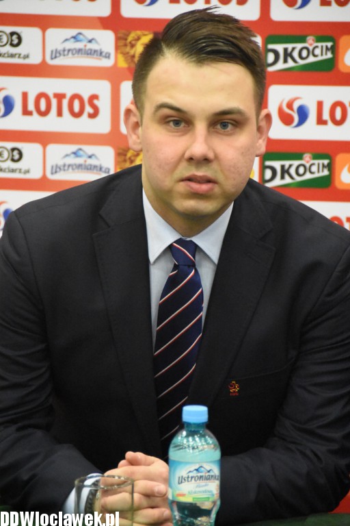 Konferencja prasowa na stadionie