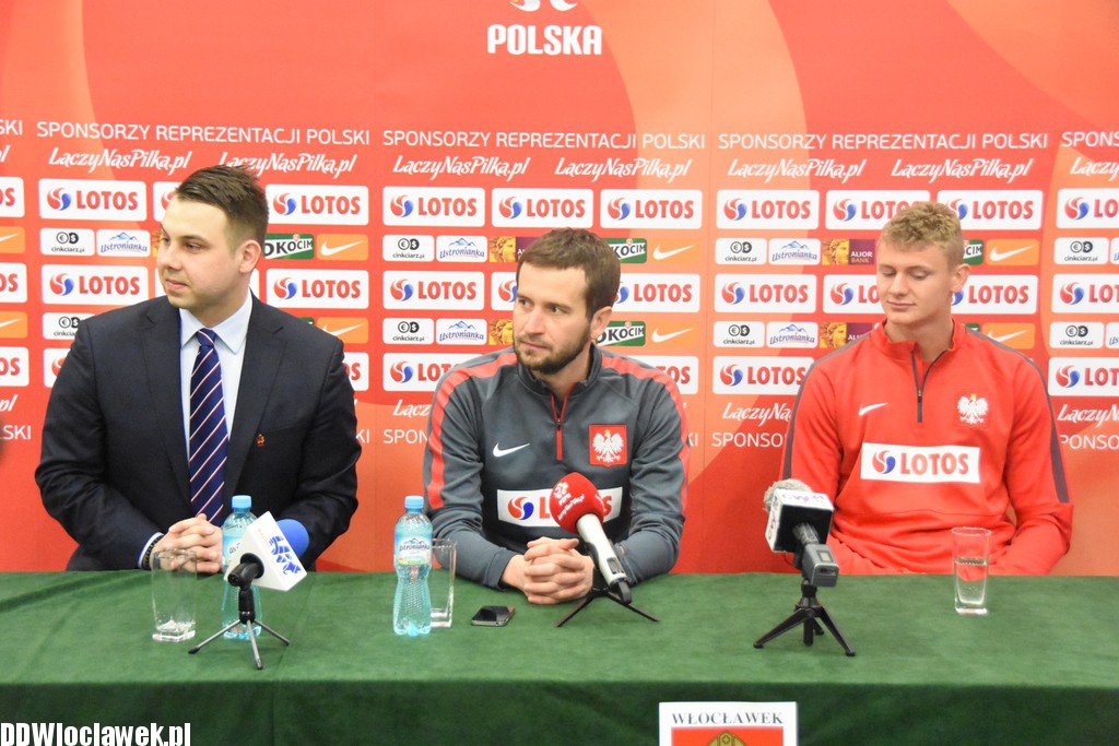 Konferencja prasowa na stadionie