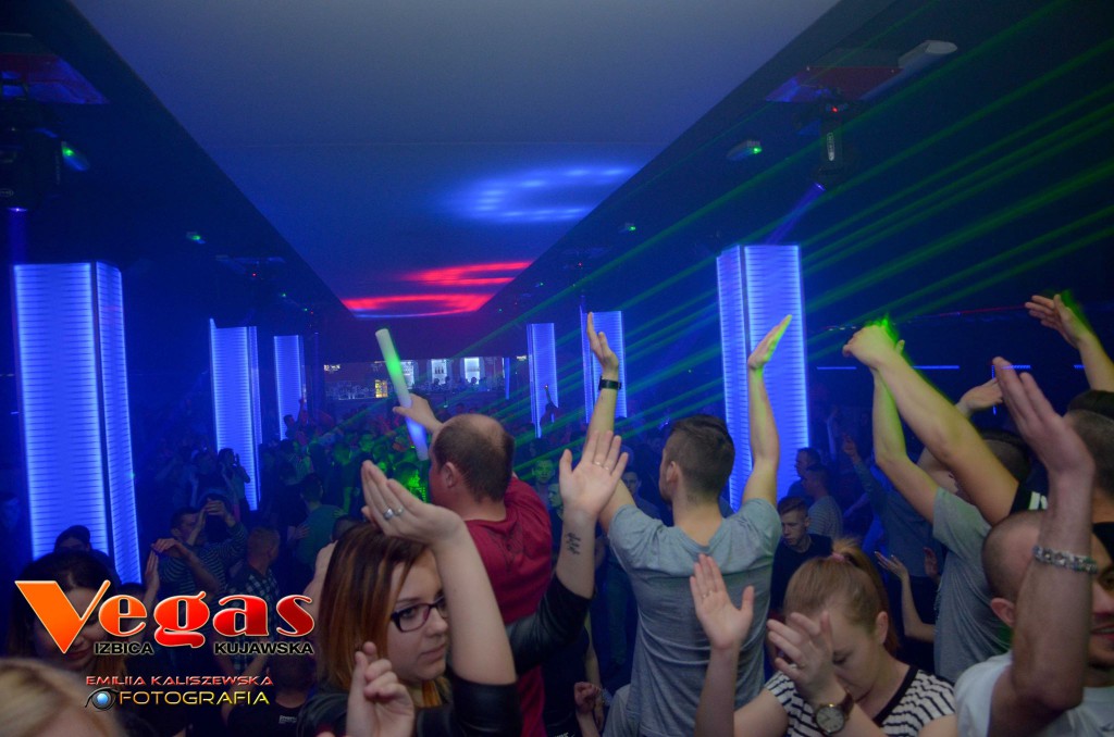Lany poniedziałek w klubie Vegas