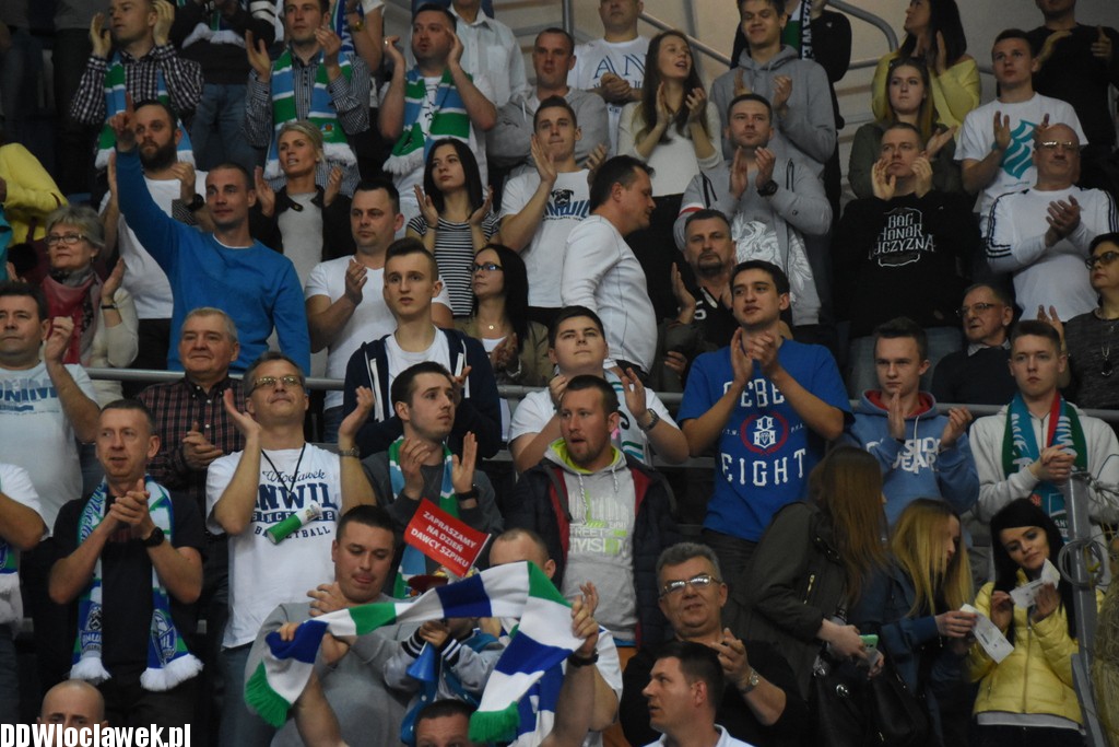 Kibice na meczu Anwil - Stelmet
