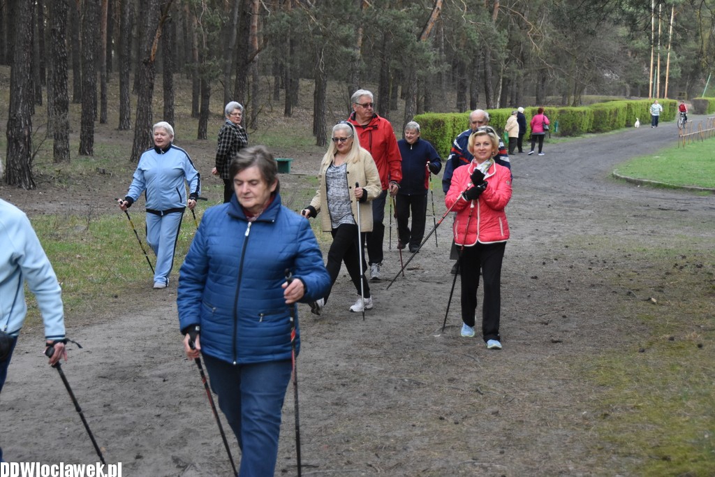 Marsz nordic walking we Włocławku