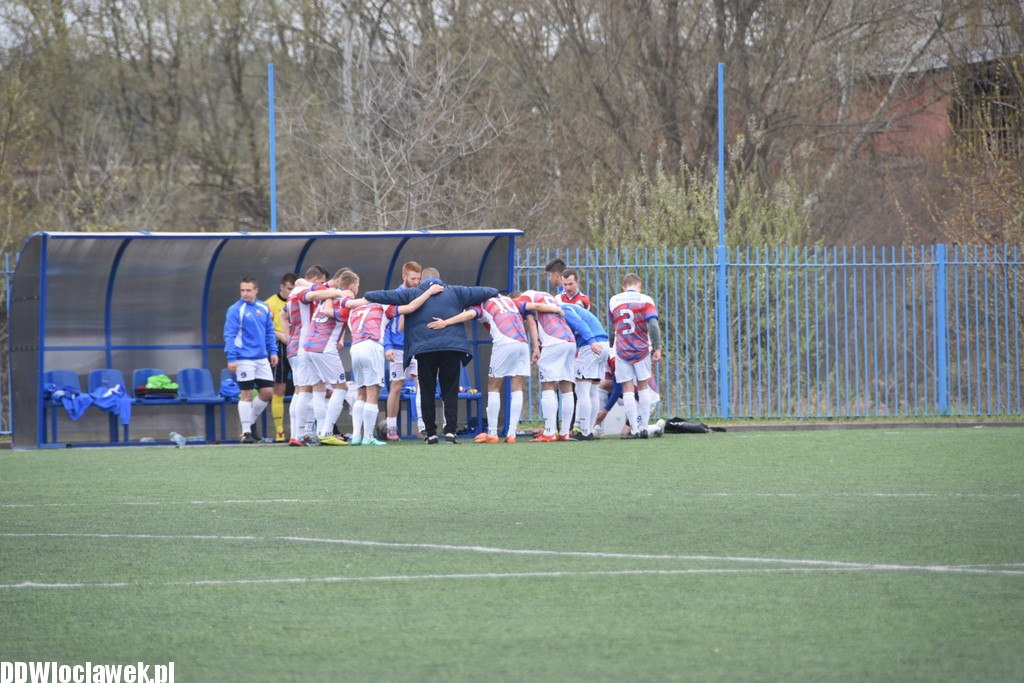Lider - Sparta Janowiec Wielkopolski