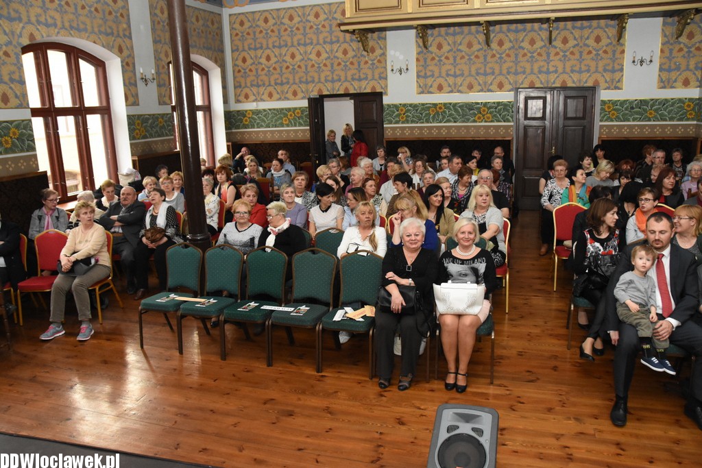 Deser z kulturą hiszpańską w Starej Remizie