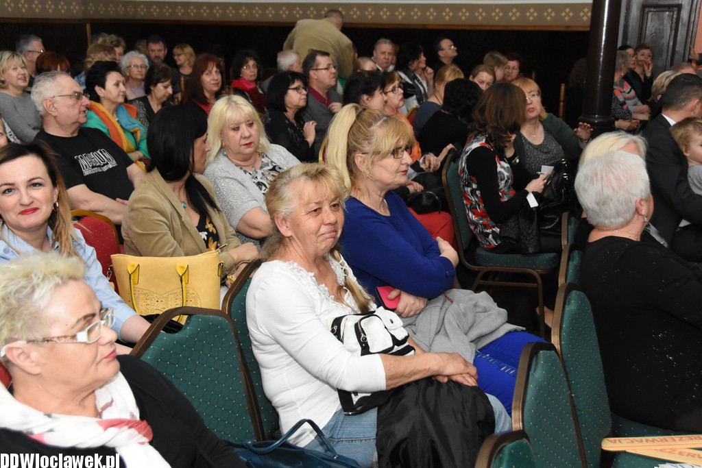 Deser z kulturą hiszpańską w Starej Remizie