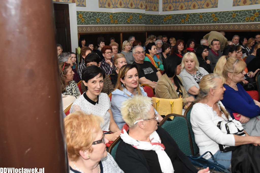 Deser z kulturą hiszpańską w Starej Remizie