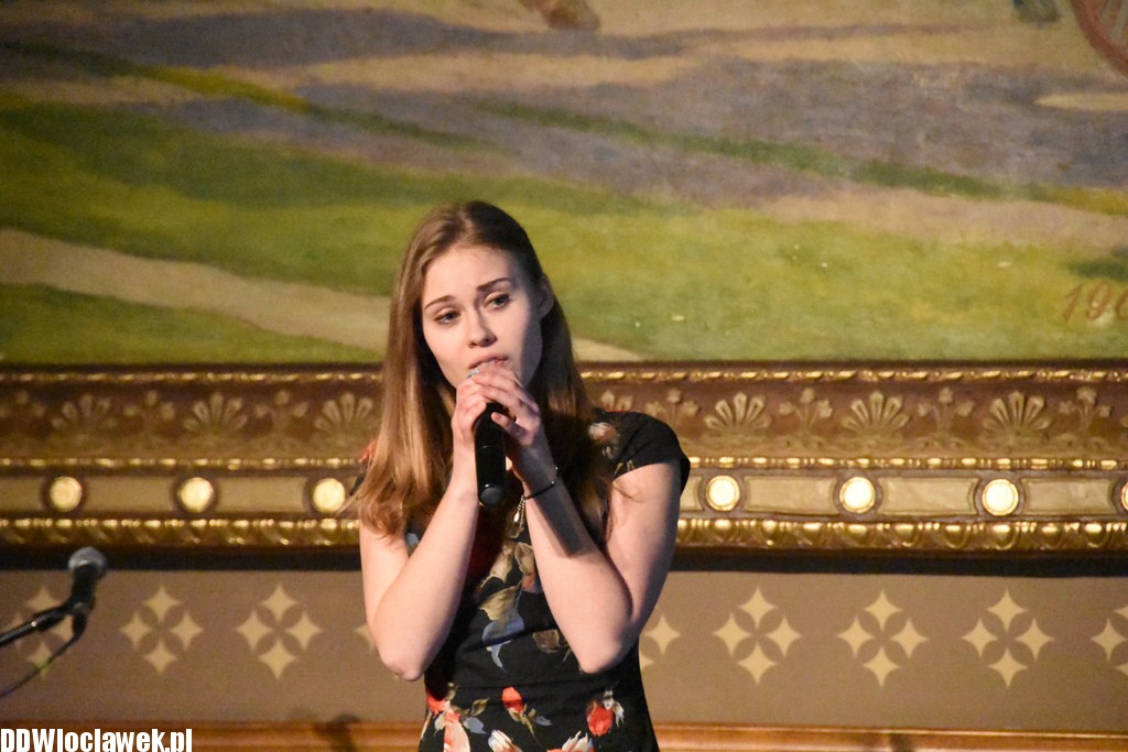 Deser z kulturą hiszpańską w Starej Remizie