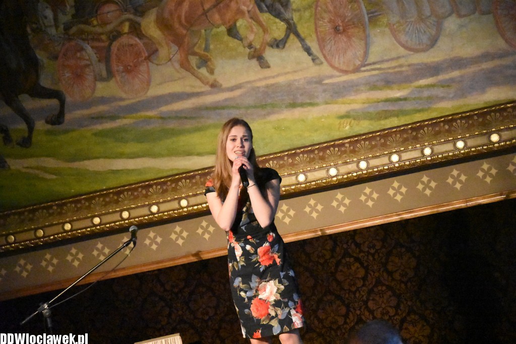 Deser z kulturą hiszpańską w Starej Remizie