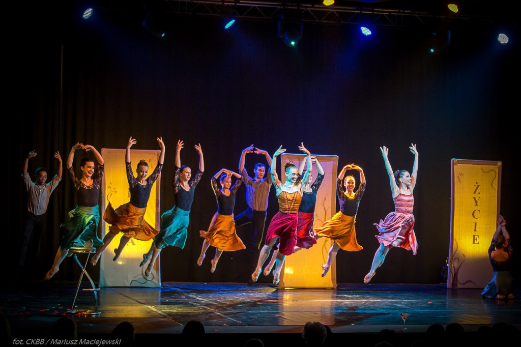 Ballet Magnificat Face 2 face