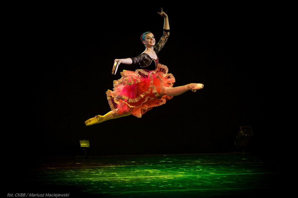 Ballet Magnificat Face 2 face