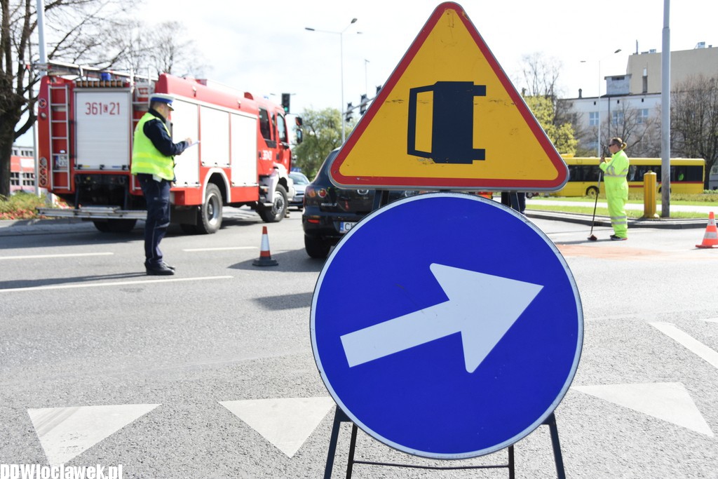 Zderzenie auta osobowego z wozem straży pożarnej