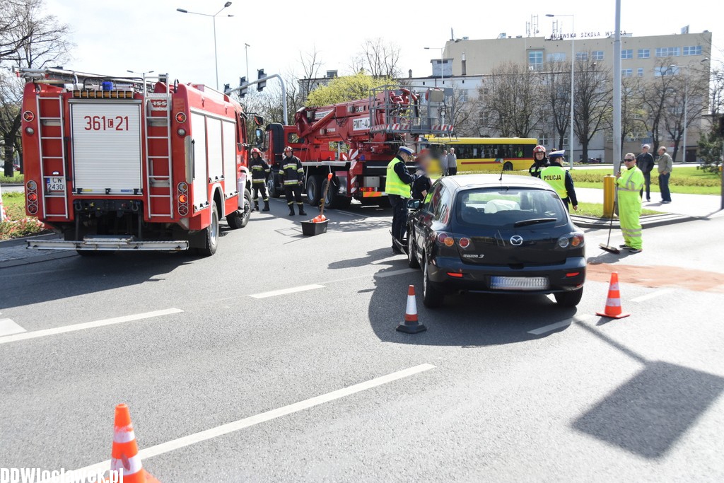 Zderzenie auta osobowego z wozem straży pożarnej