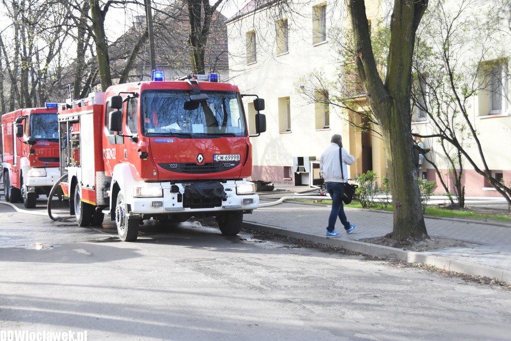 Akcja strażaków na ul. Chmielnej