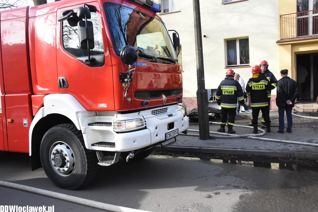 Akcja strażaków na ul. Chmielnej