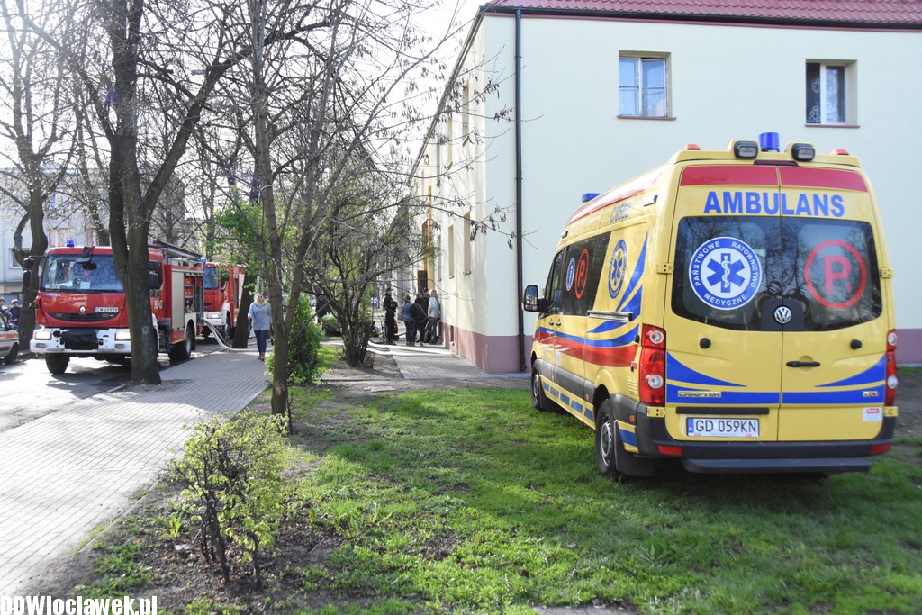 Akcja strażaków na ul. Chmielnej