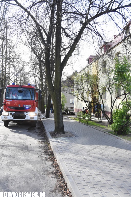 Akcja strażaków na ul. Chmielnej