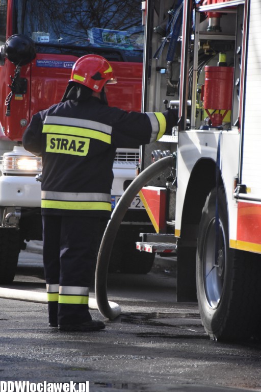 Akcja strażaków na ul. Chmielnej