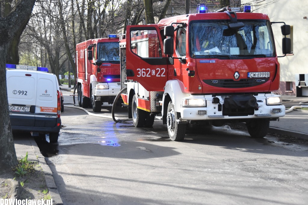 Akcja strażaków na ul. Chmielnej