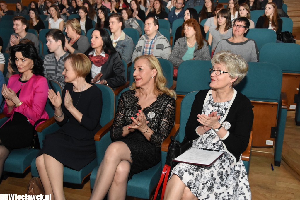 Przegląd małych form teatralnych