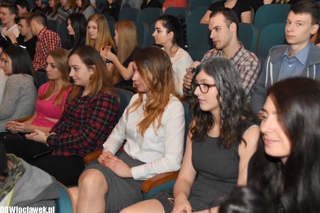 Przegląd małych form teatralnych