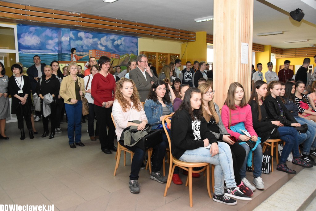Drzwi otwarte w Baczyńskim