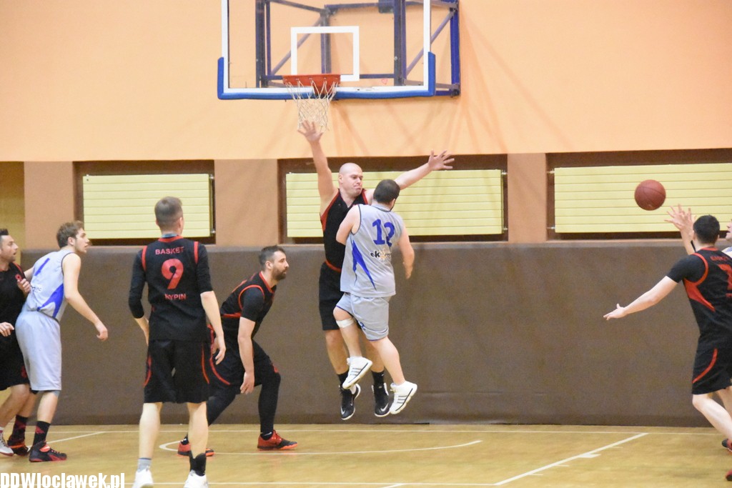 WLKA: Ekoryniec - Basket Rypin